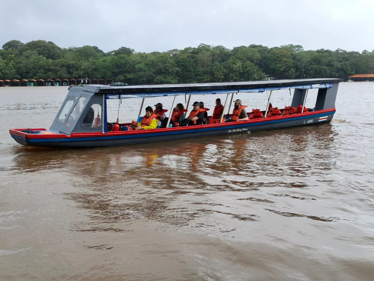 Perfil del bote de Transporte Smith en el río Suerte